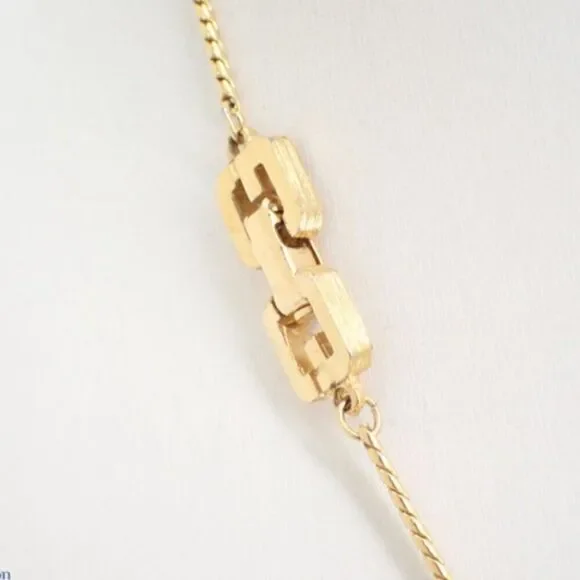 RARE & PRISTINE Givenchy Dated 1979 Red Enamel Logo Pendant Long Necklace